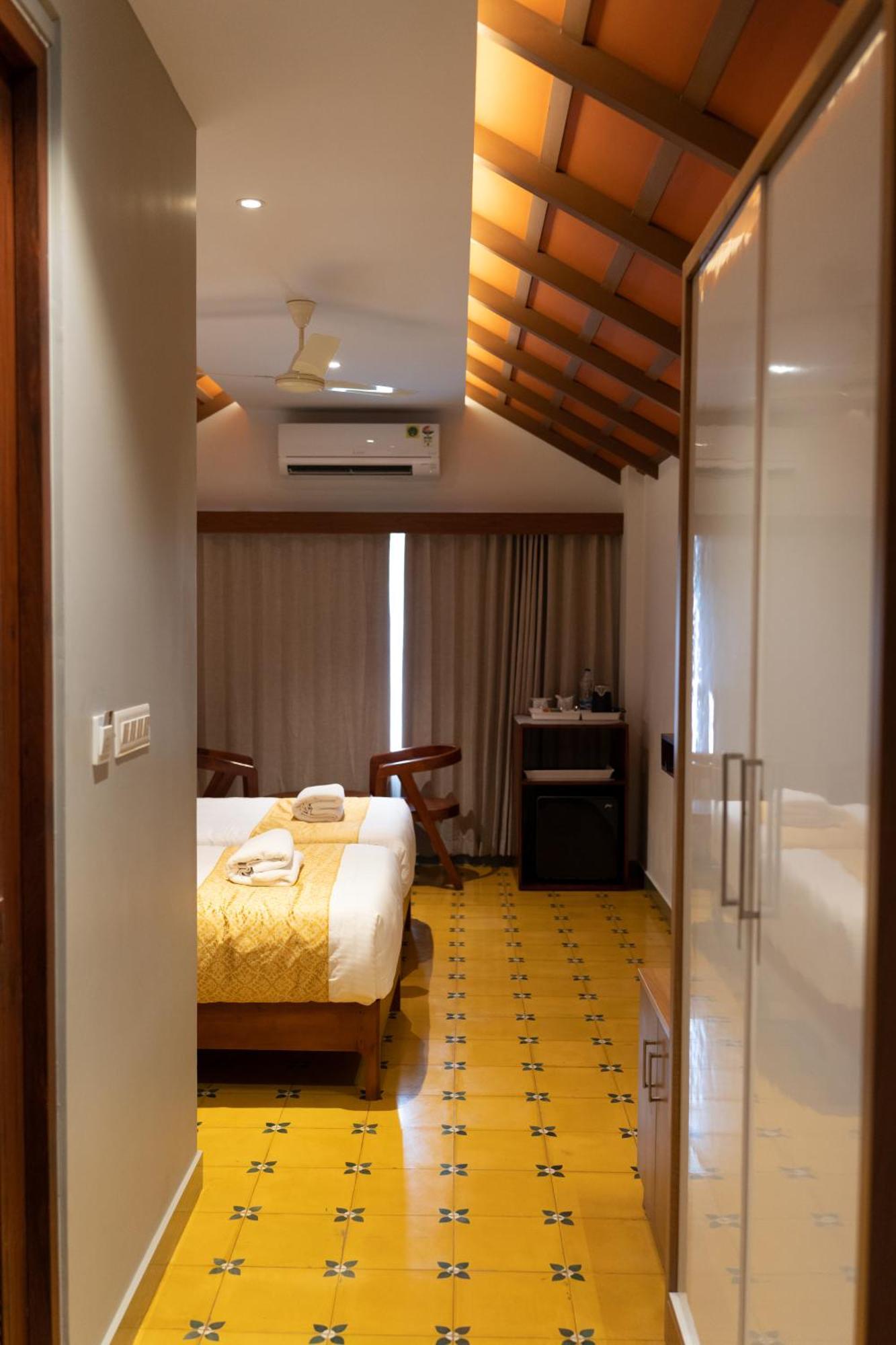 Hotel Palcastle Regency Palakkad Exterior foto