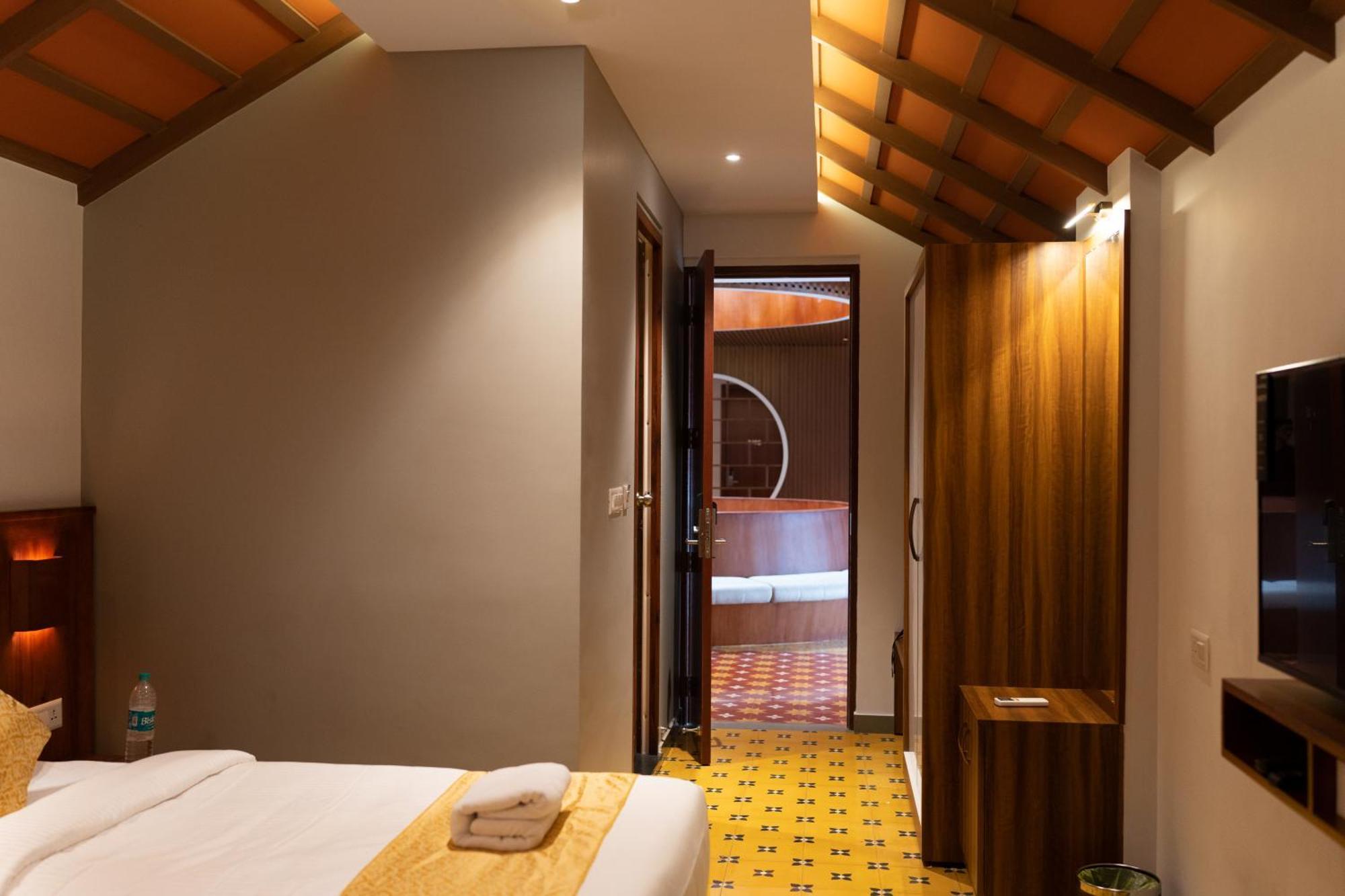 Hotel Palcastle Regency Palakkad Exterior foto